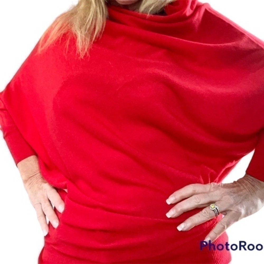 St. Johns Boutique Red Asymmetrical Dolman Sleeves Wool sweater Size M…    
